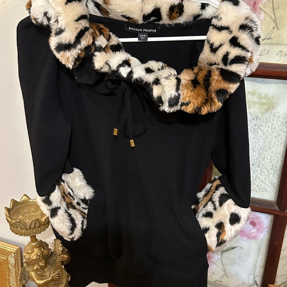 Boston Proper Black Sweater with Faux Fur Leopard Trim/XS-Med.